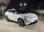 岚图发布全新三电技术，官宣与华为合作车型将于年内推出