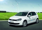 大众将继续在美国生产电动汽车，并考虑混合动力汽车