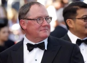 两位联合创始人退出核心管理层？小鹏回应：还是终身荣誉顾问