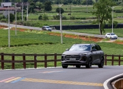 E周看点 | 比亚迪年销300万台达成；哪吒发布13项人事任命